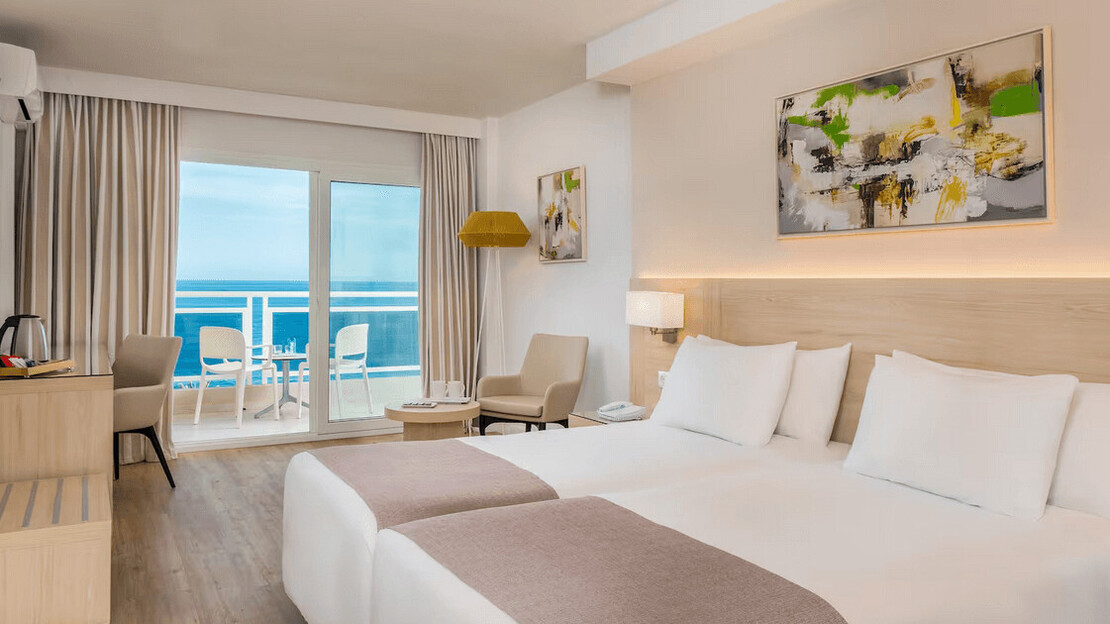 Premium Room Front Sea View 